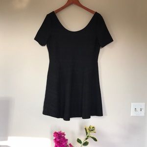 DIVIDED Black Patterned Mini Dress with Short Sleeves